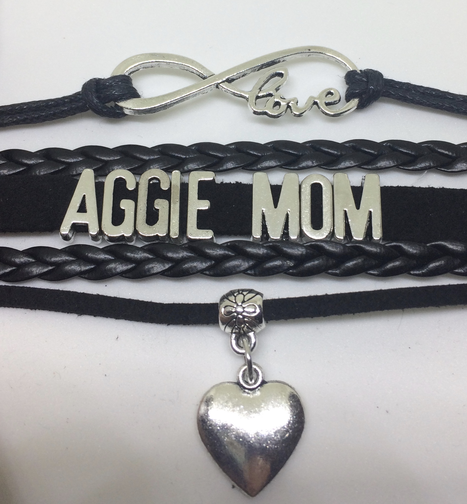 The D Belton Aggie Mom Bracelet